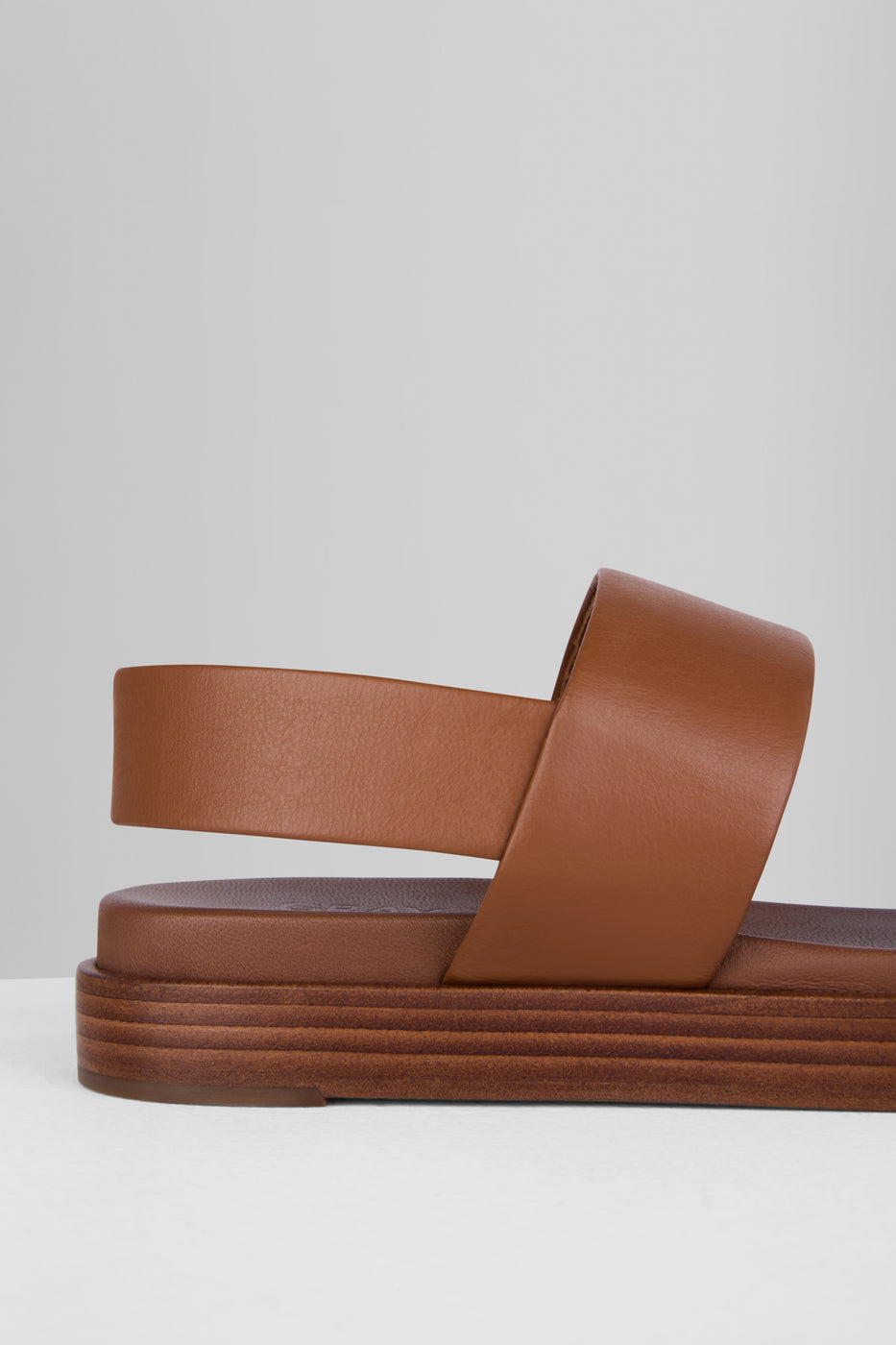 Load image into Gallery viewer, Diagonale Flatforms in Cacao