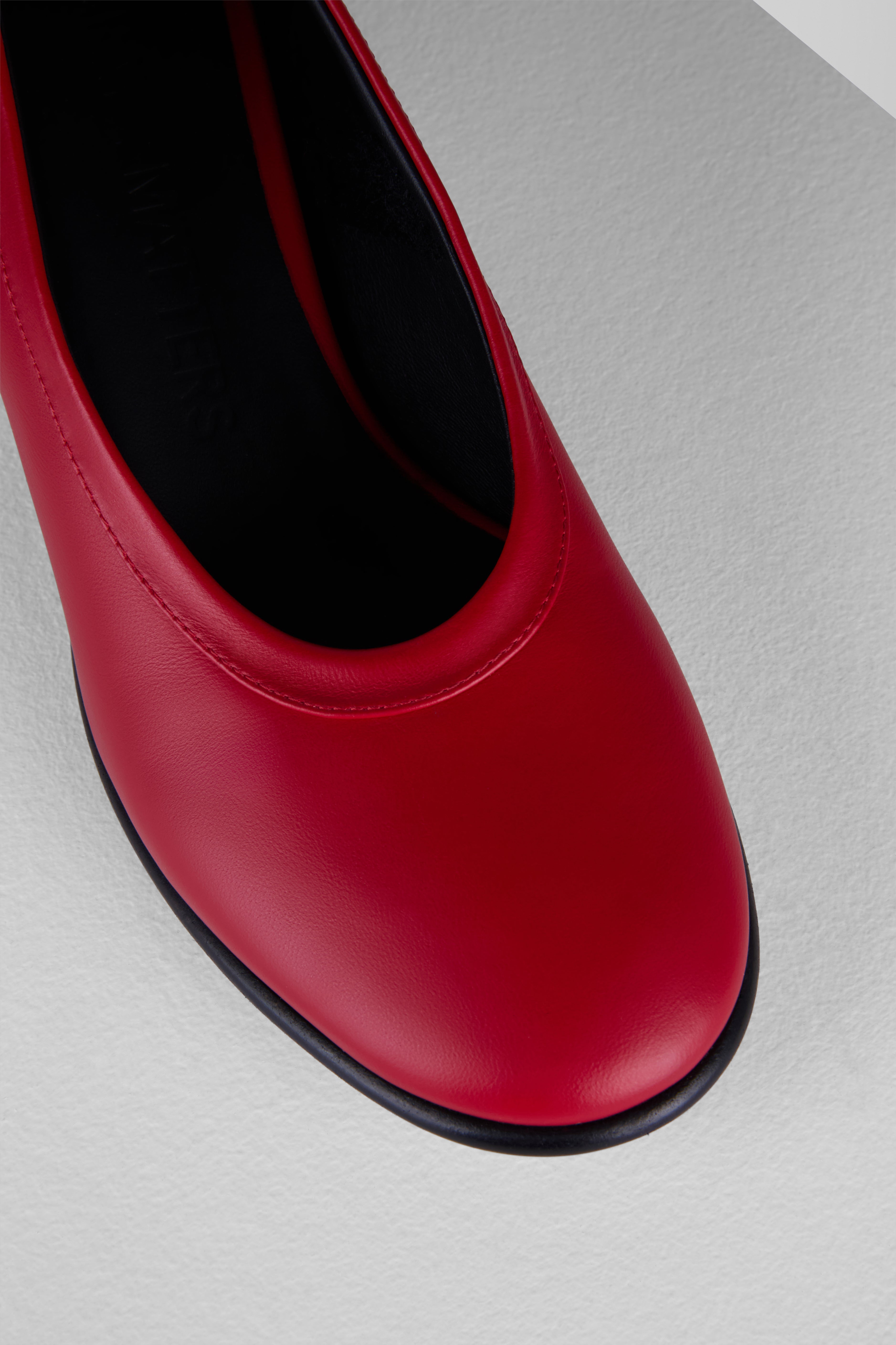 Egg Pumps in Rosso