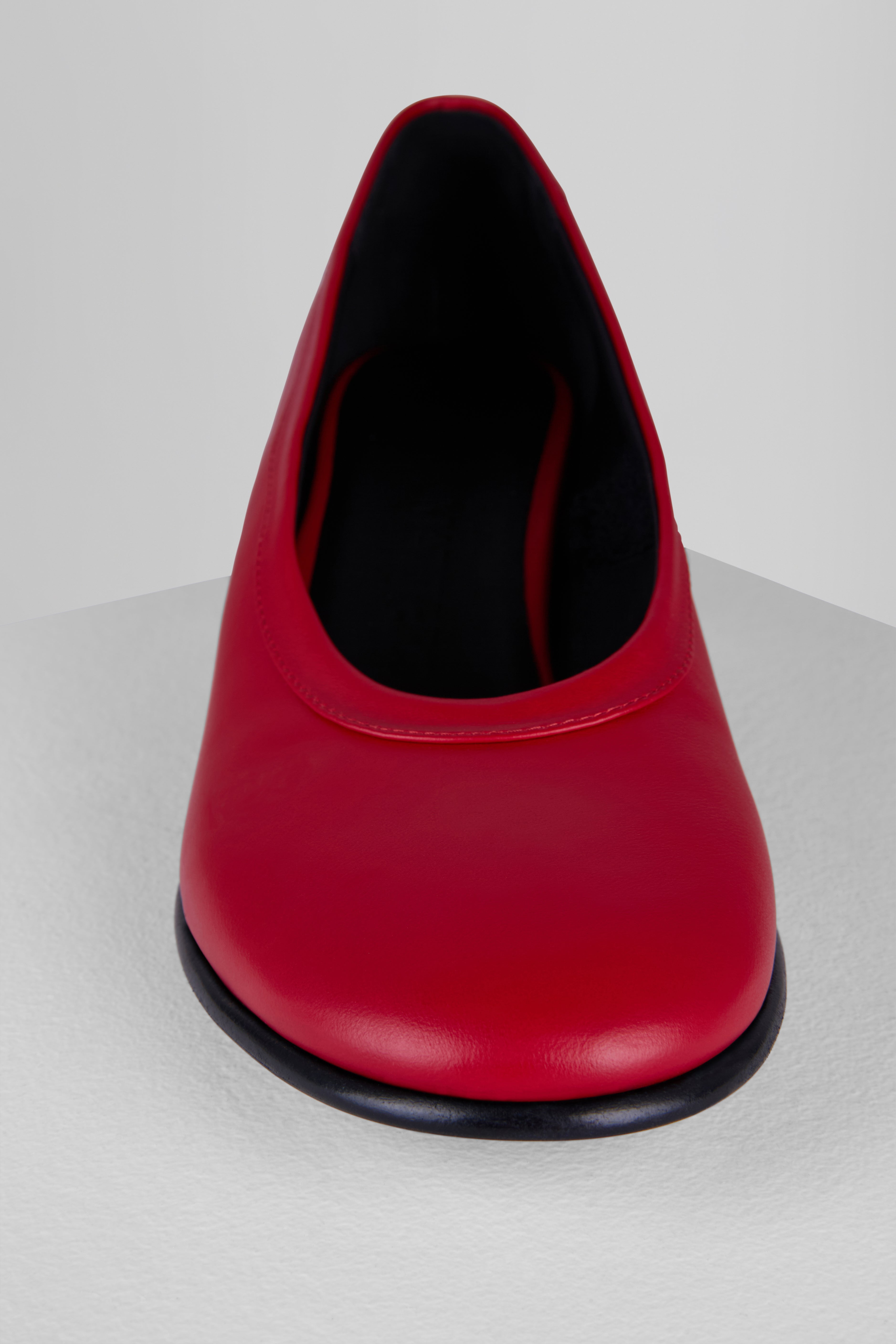 Egg Pumps in Rosso