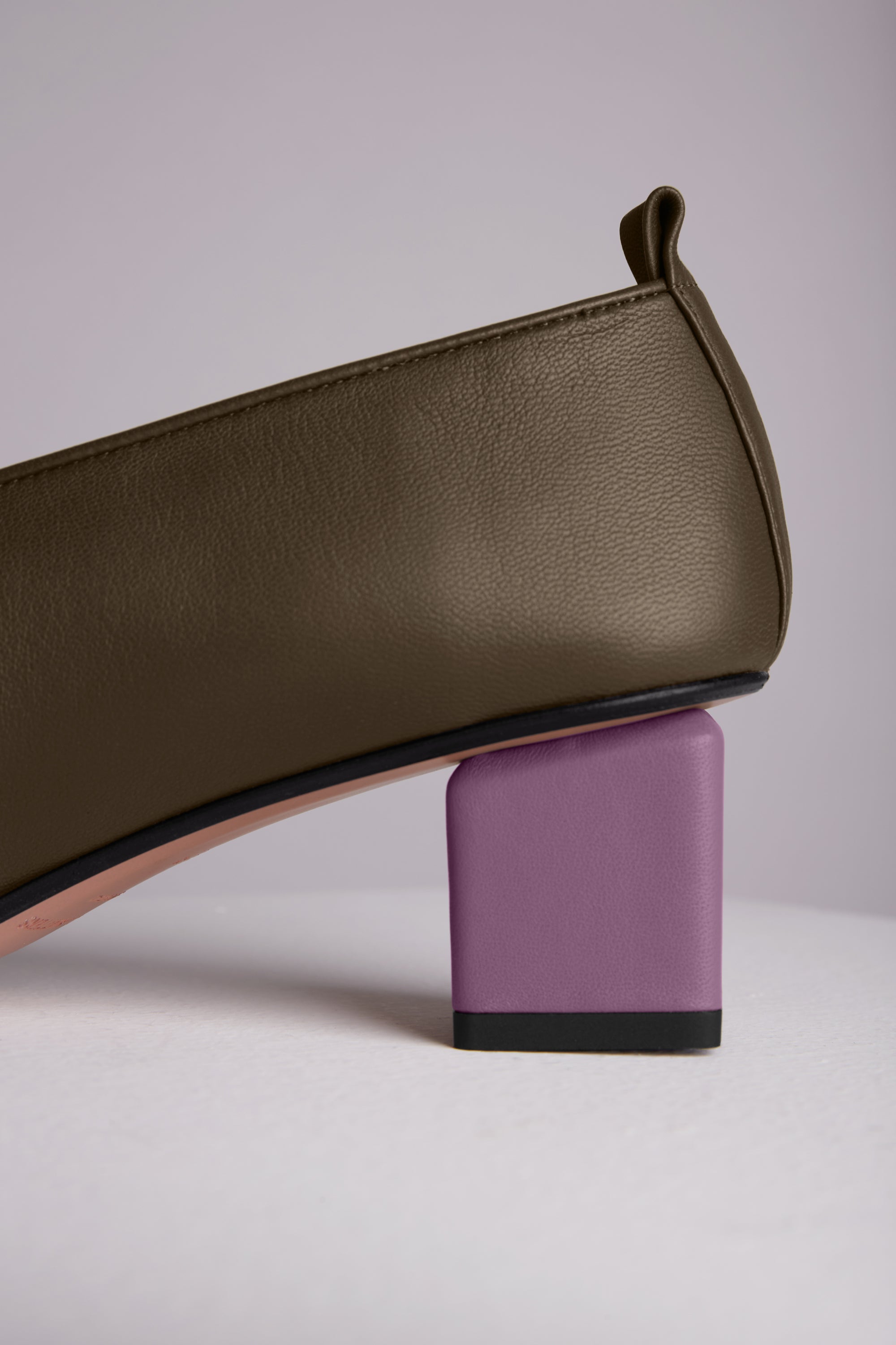 Mildred Classic in Verde Violetta