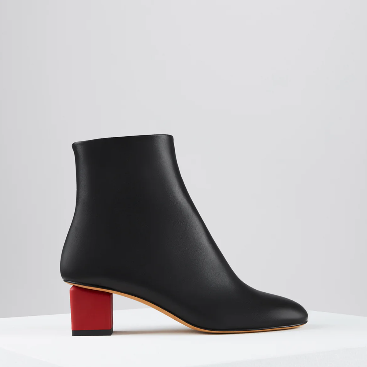 Mildred Boots in Nero Rosso