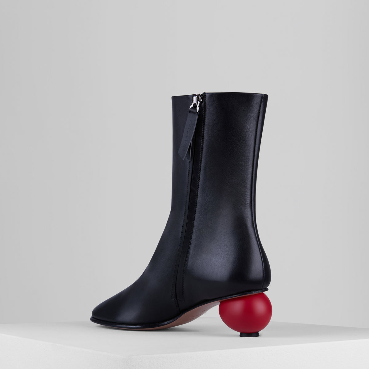 Carica l&#39;immagine nel visualizzatore di Gallery, Egg Boots in Nero Rosso