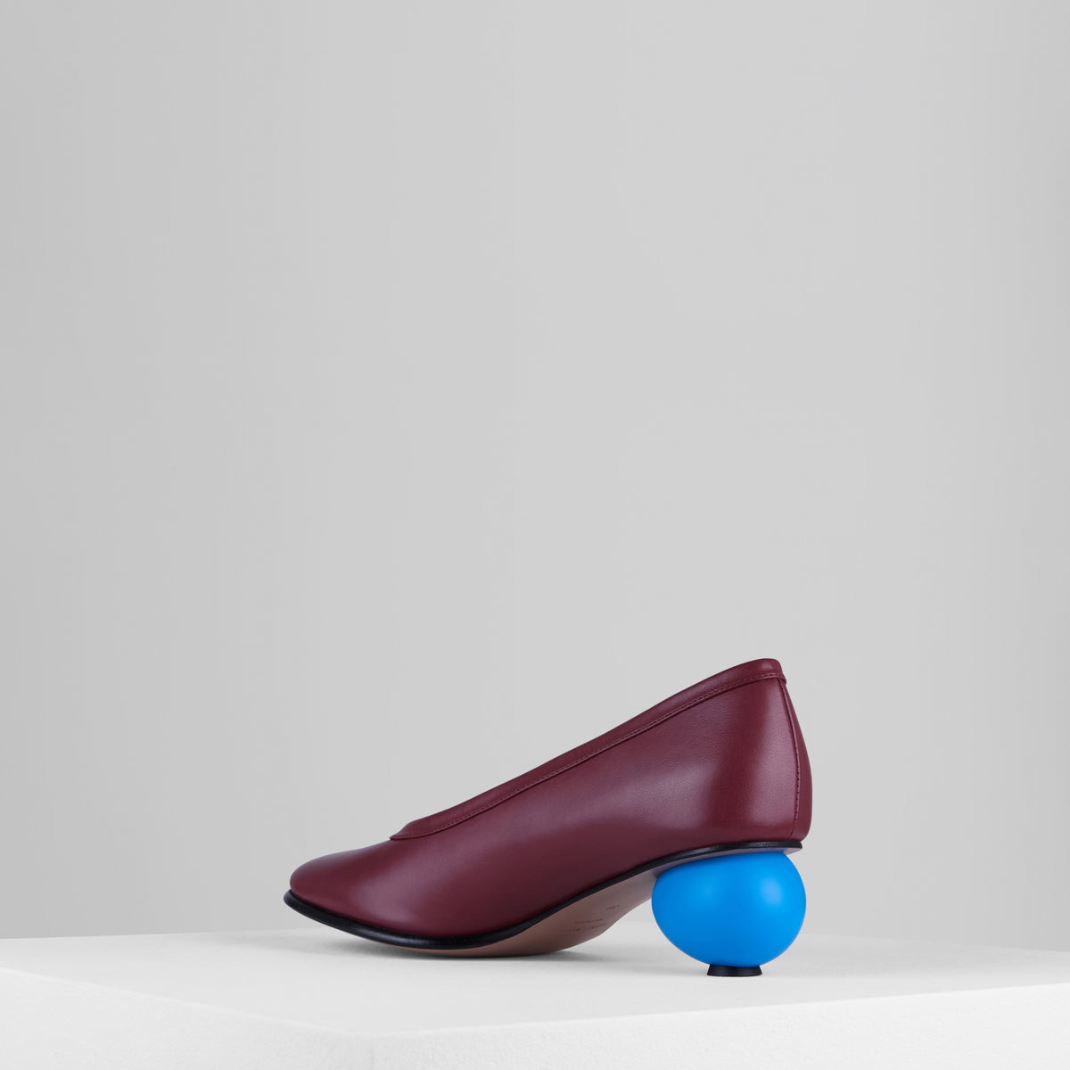 Carica l&#39;immagine nel visualizzatore di Gallery, Egg Pumps in Vino Turchese