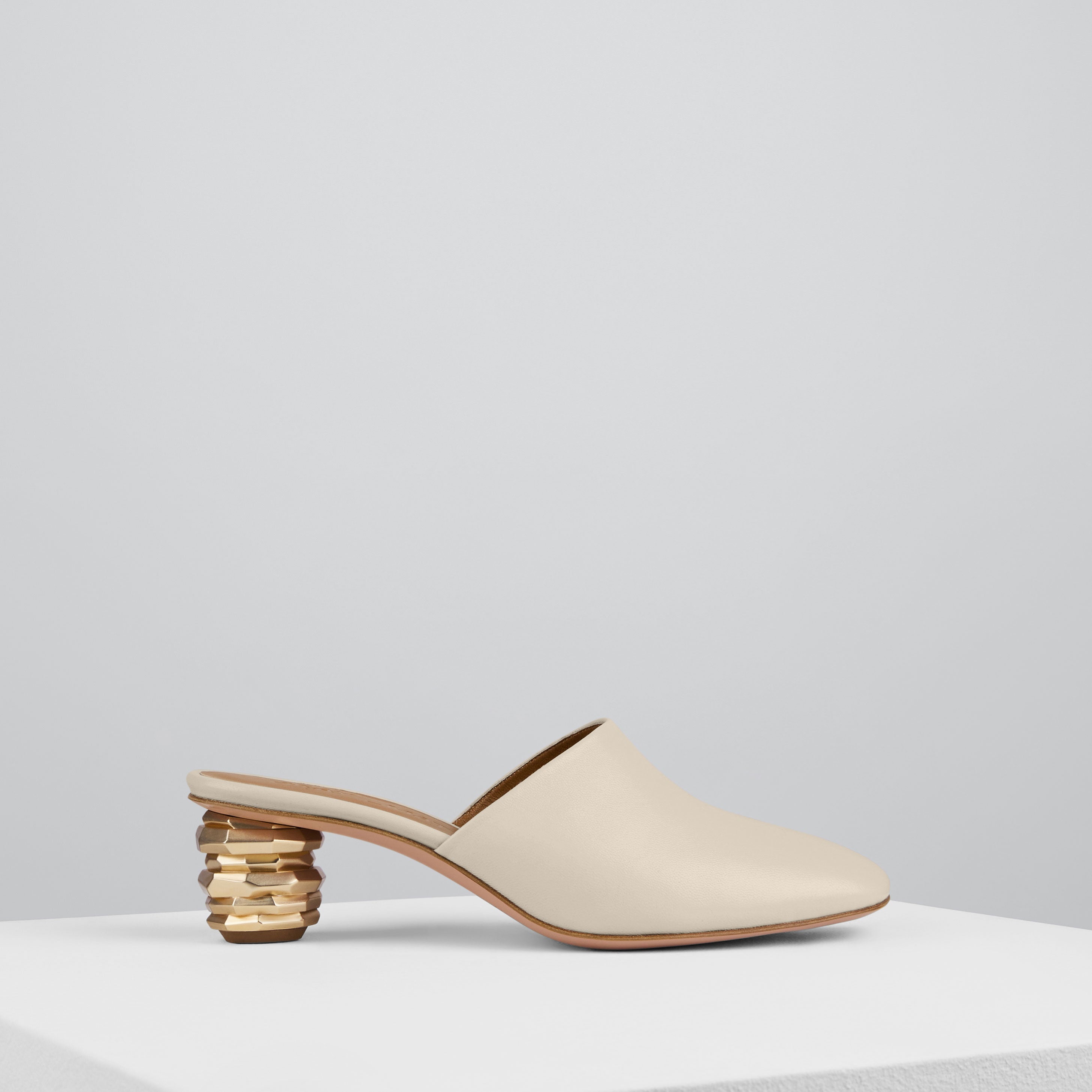 Gemma Mules in Conchiglia