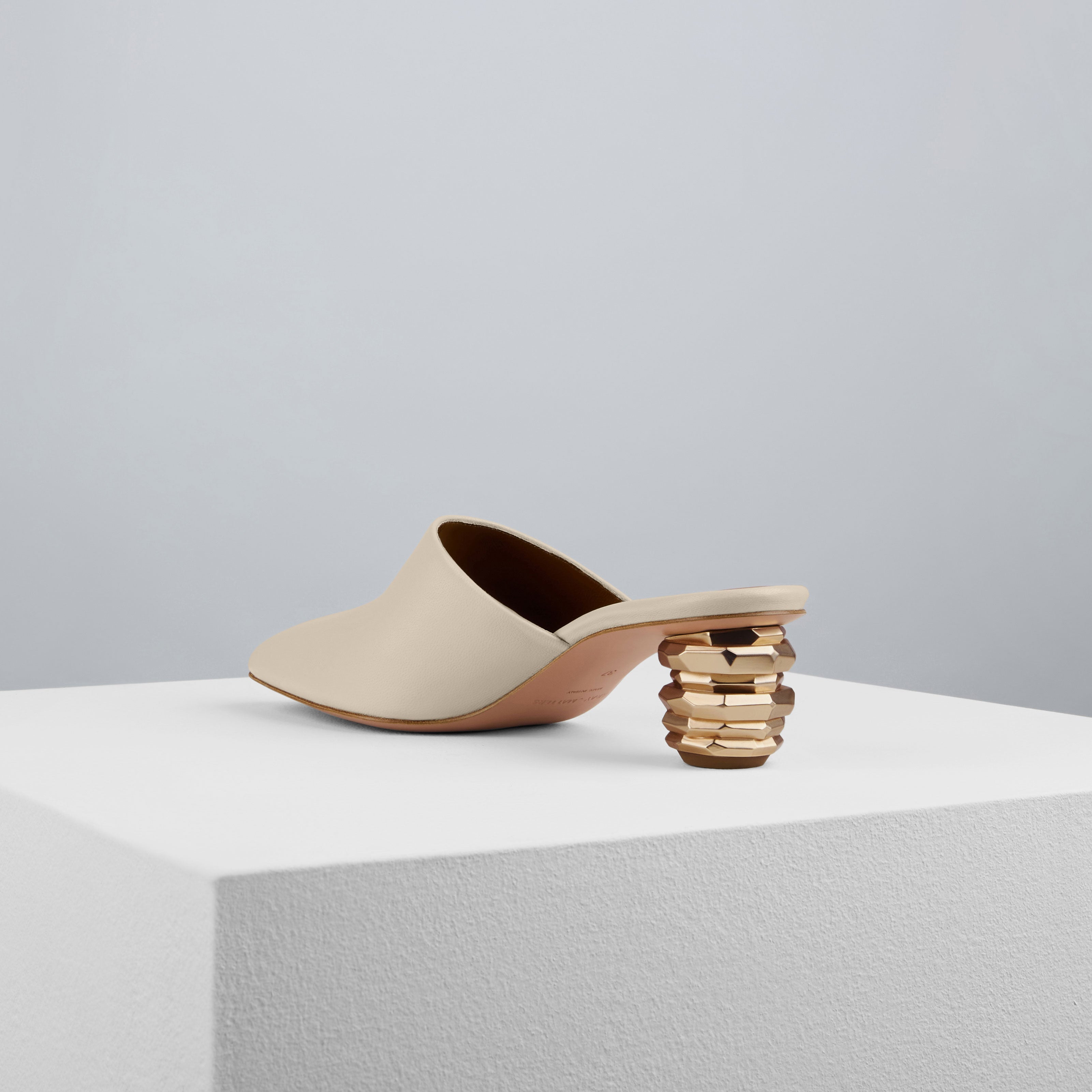 Gemma Mules in Conchiglia