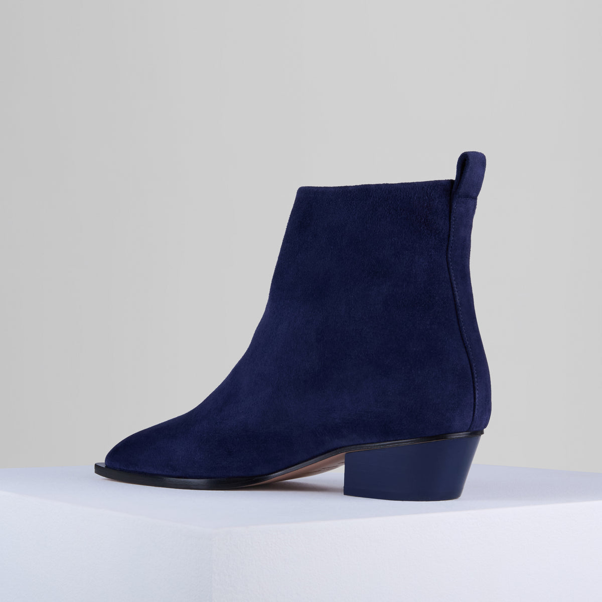 Load image into Gallery viewer, Cortina Boots in Midnight Suede