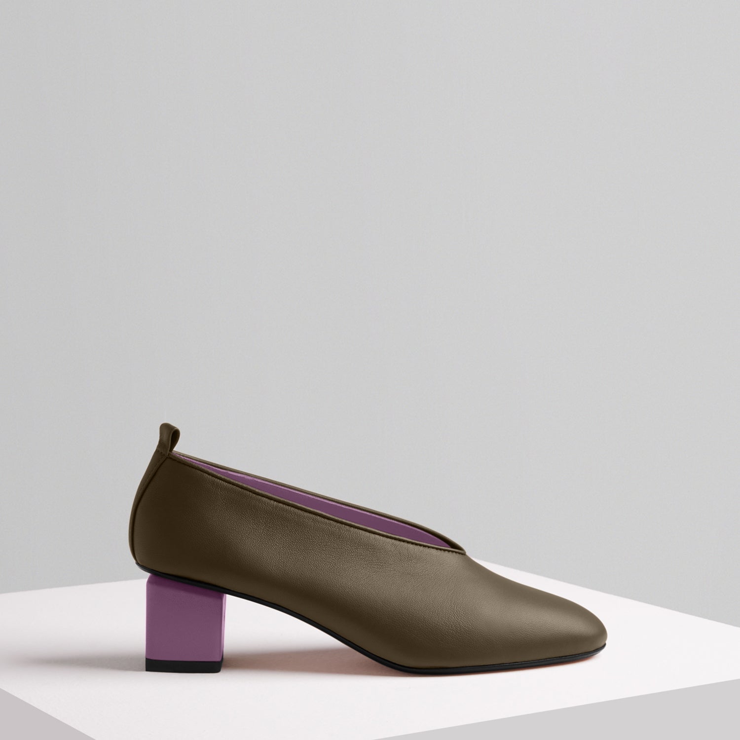 Mildred Classic in Verde Violetta